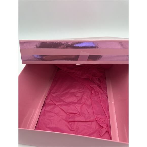 2- Vintage Victoria’s Secret Shopping Gift Bags And Box - Picture 4 of 9